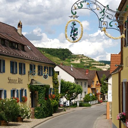 Schwarzer Adler Hotel Vogtsburg Exterior foto
